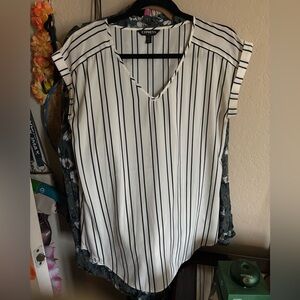Express Women's V-Neck Striped Blouse - Black and White